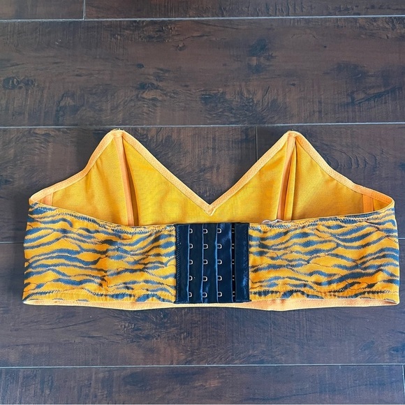 SAVAGE X FENTY All Over Me Lace Bandeau Bralette Tiger Stripe Lace Orange Ginger - Picture 5 of 14